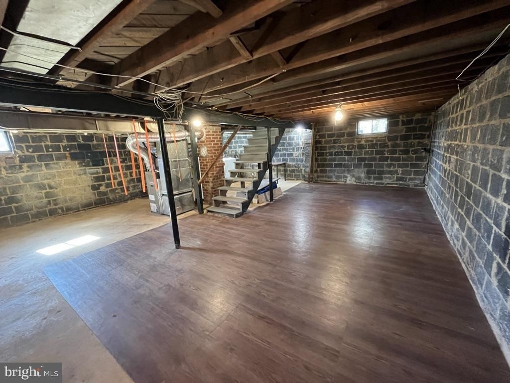 4004 74th Pl - Photo 11