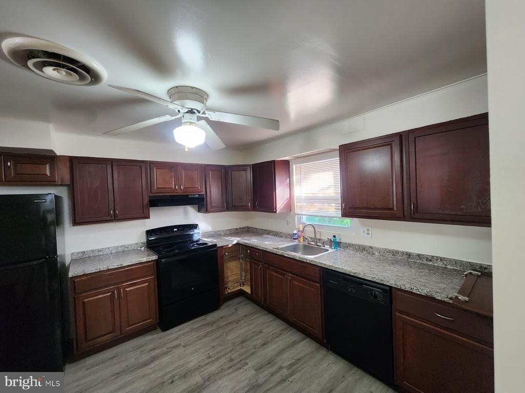 308 4th Street - Photo 0