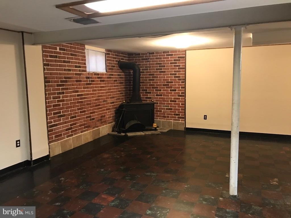 5422 Varnum Street - Photo 12