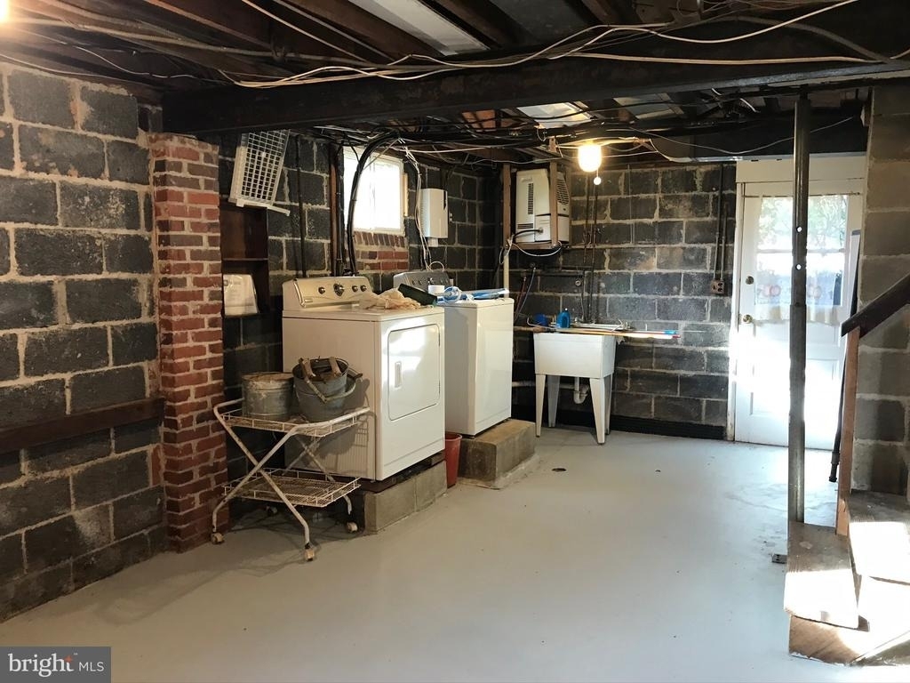 5422 Varnum Street - Photo 16