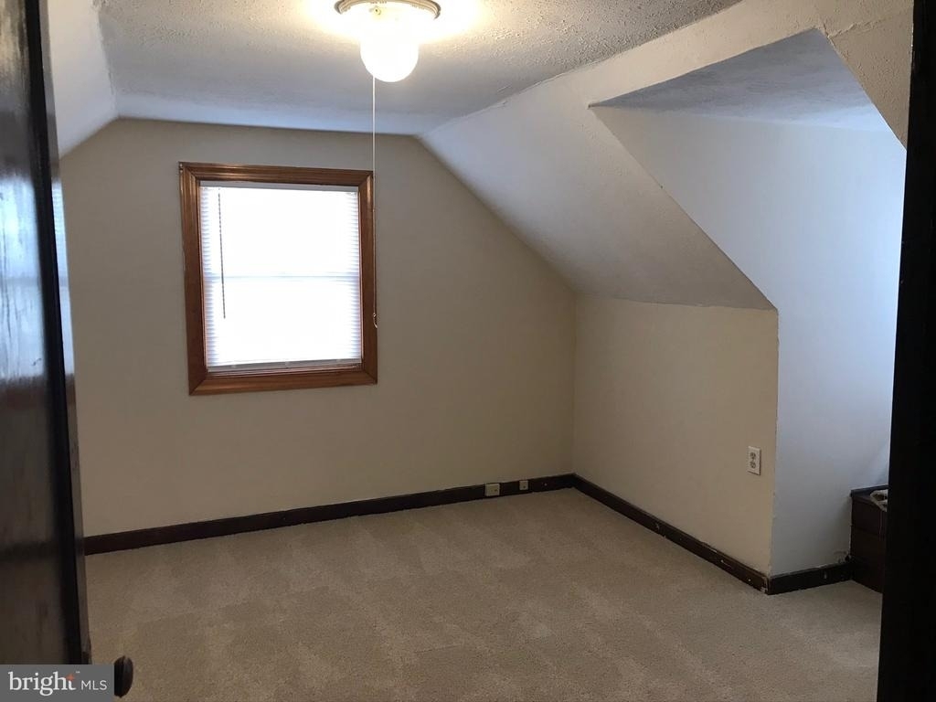 5422 Varnum Street - Photo 9