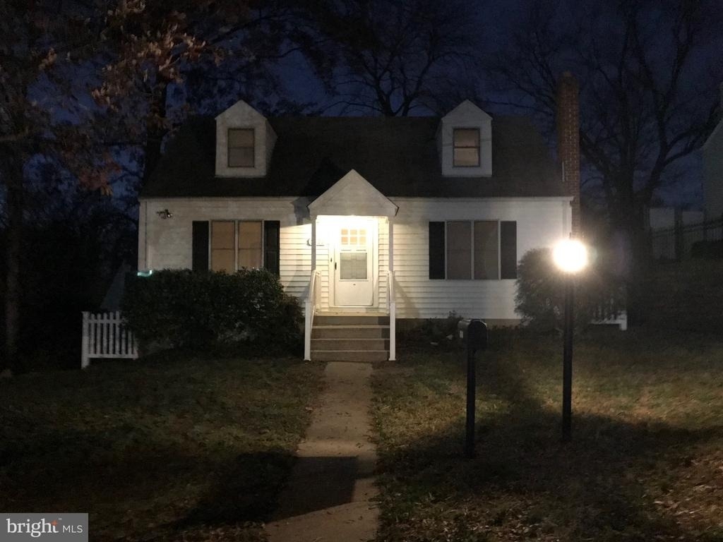5422 Varnum Street - Photo 19