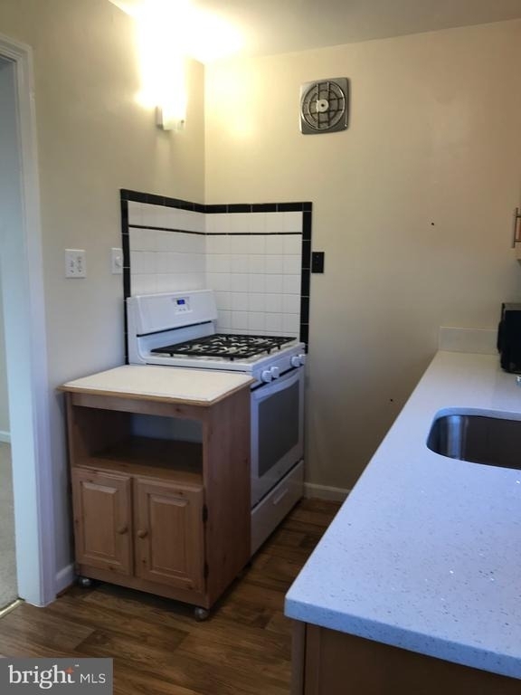 5422 Varnum Street - Photo 4