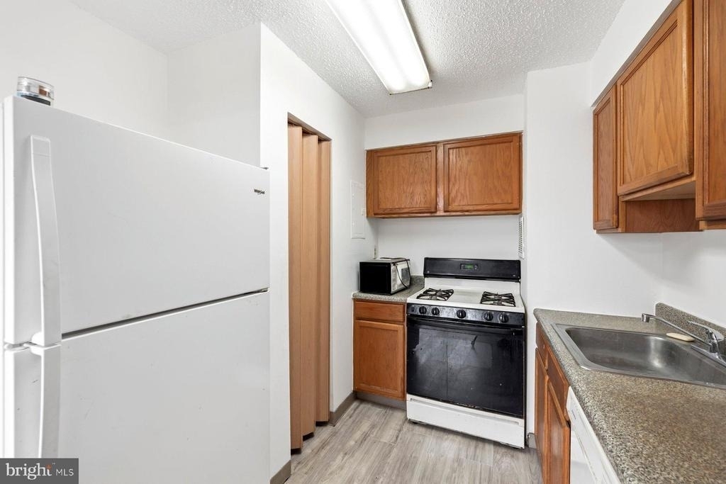 1824 Metzerott Road - Photo 8