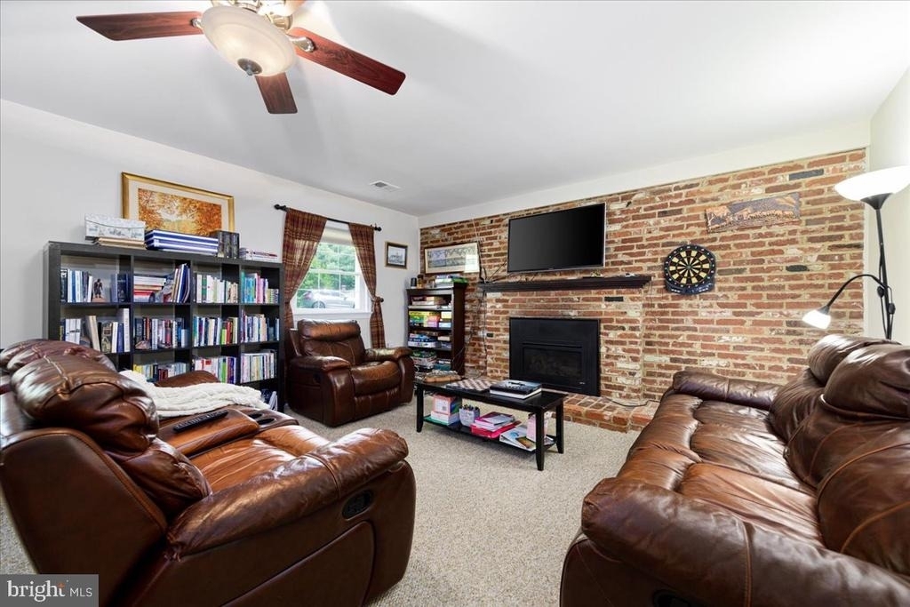 4 Sussex Court - Photo 25