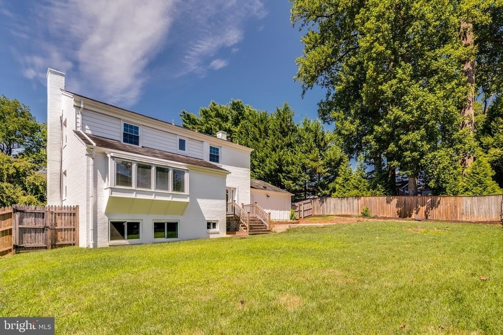 7517 Granada Drive - Photo 9