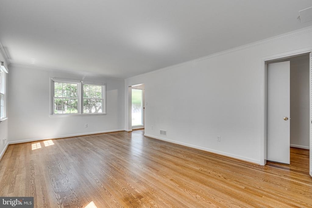 7517 Granada Drive - Photo 8