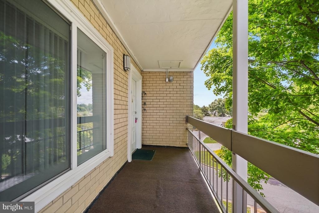 15101 Glade Drive - Photo 0