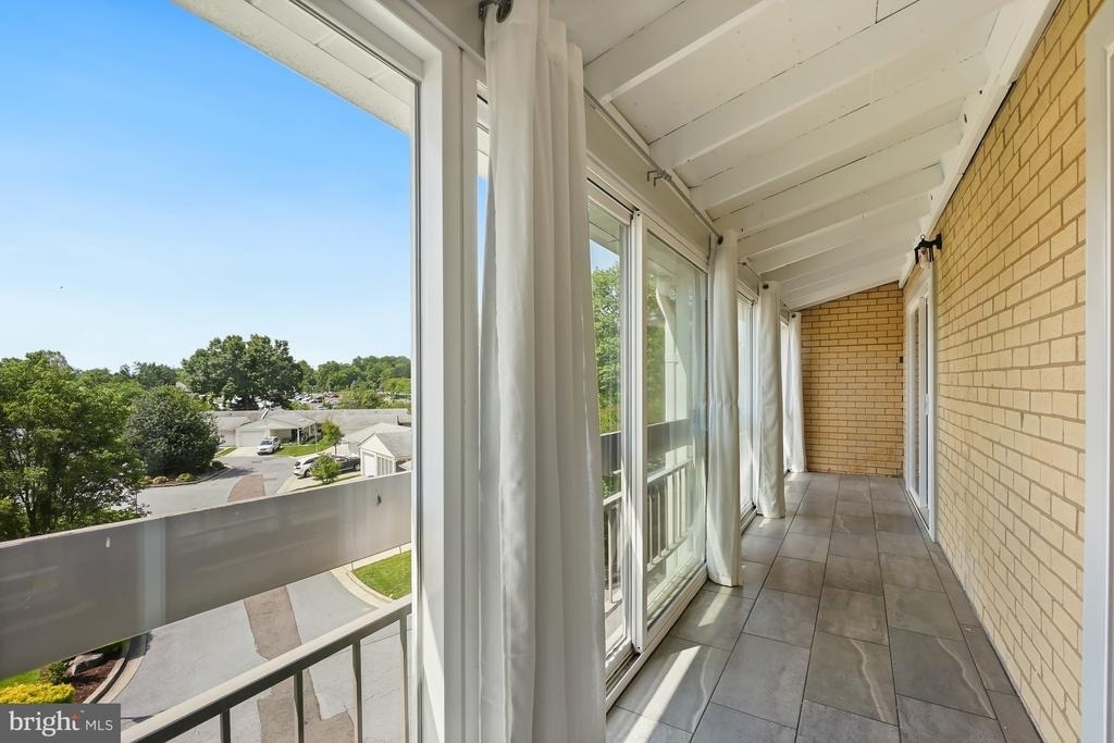 15101 Glade Drive - Photo 11