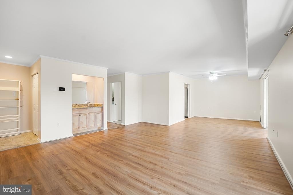 15101 Glade Drive - Photo 5