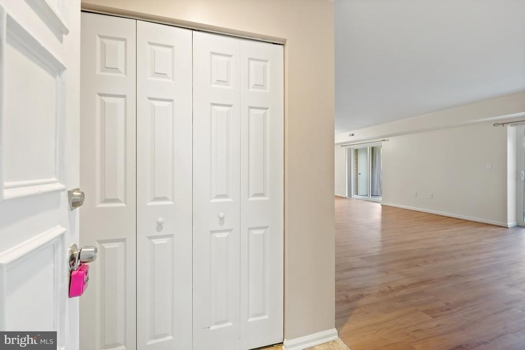 15101 Glade Drive - Photo 2