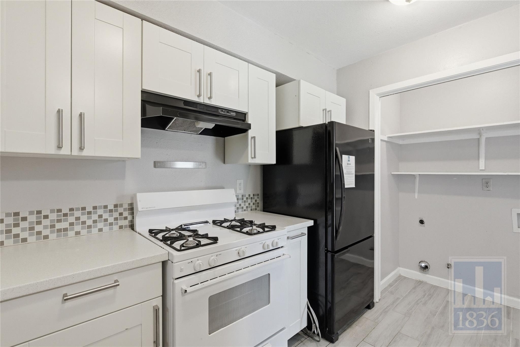 8108 Hood Cir - Photo 6