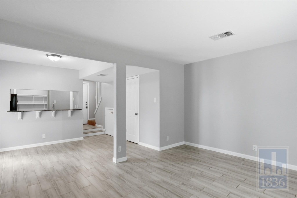 8108 Hood Cir - Photo 4