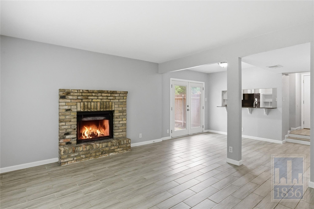 8108 Hood Cir - Photo 3