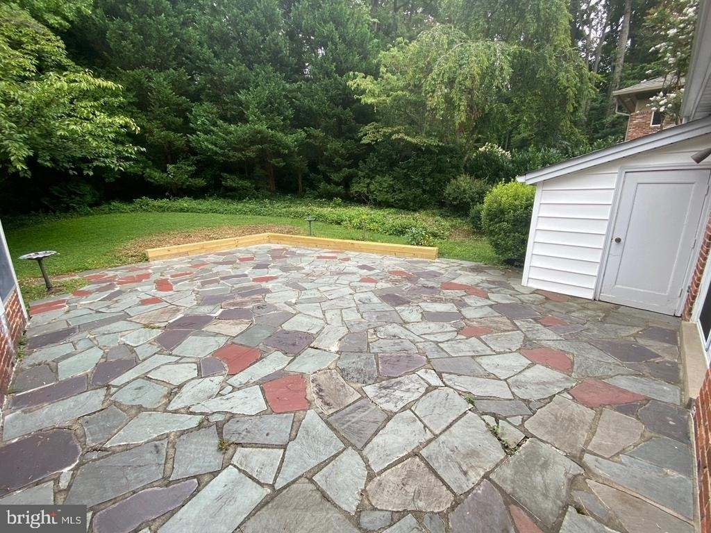 6411 E Halbert Road - Photo 19