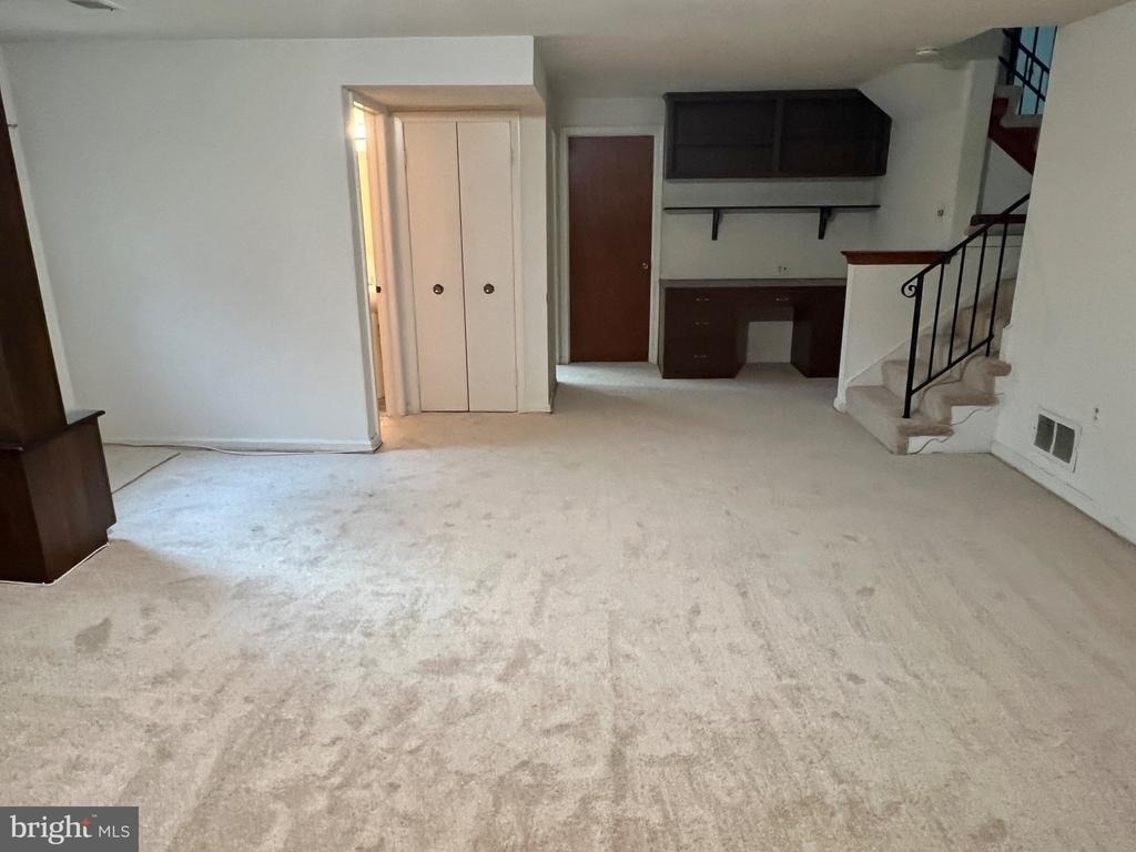 6411 E Halbert Road - Photo 8