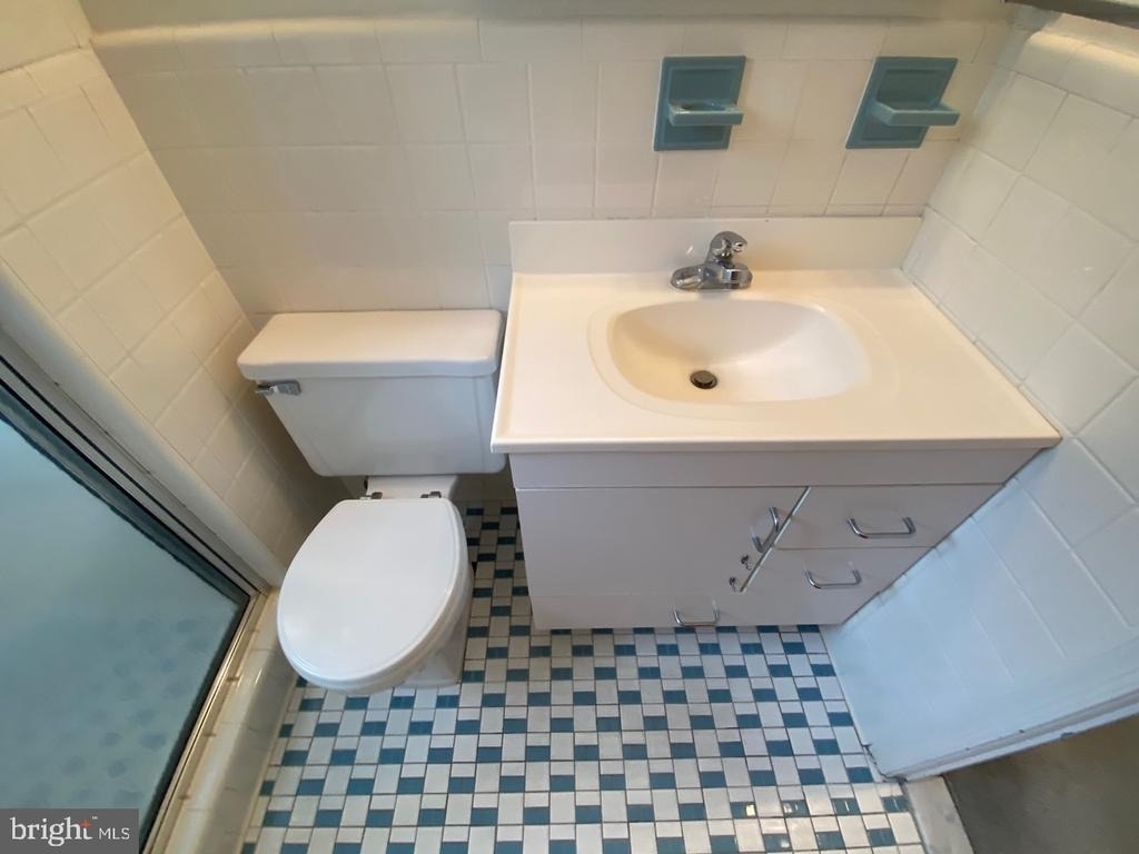 6411 E Halbert Road - Photo 11