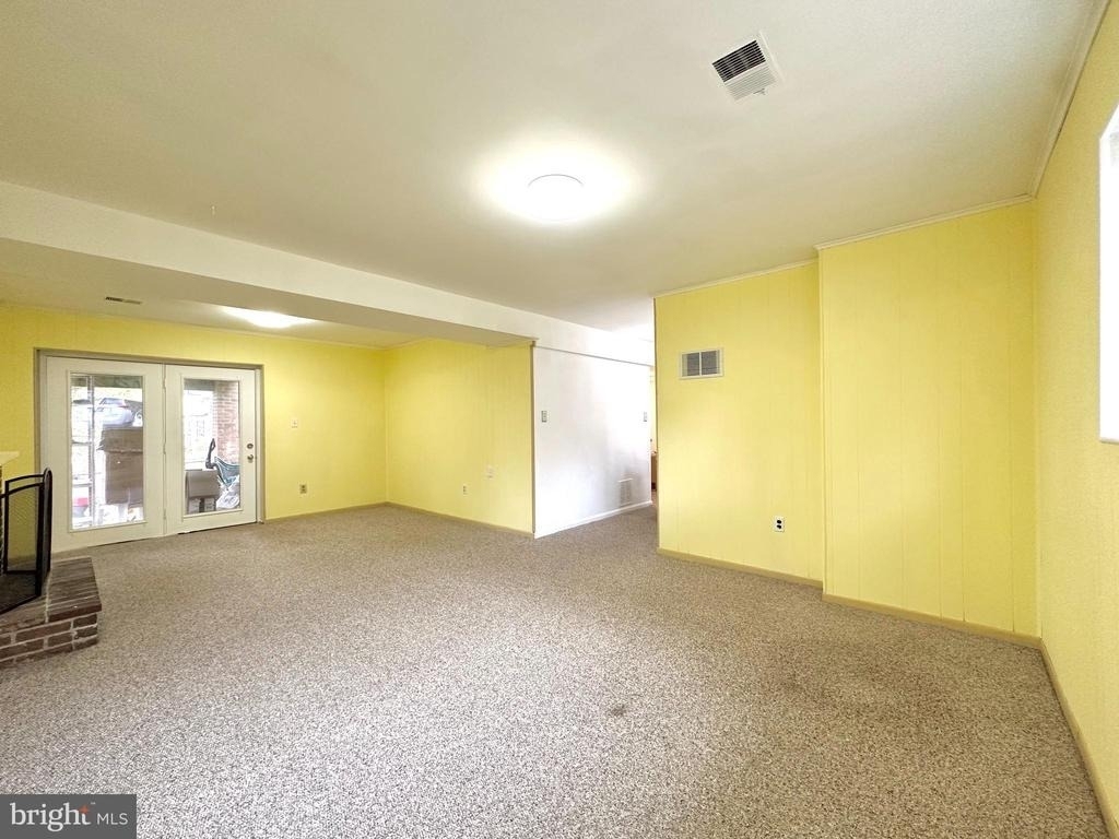 4 Renmark Court - Photo 24