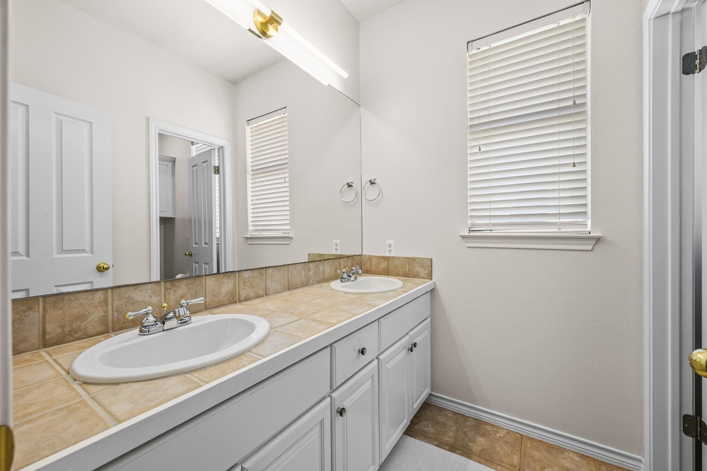 5004 Valburn Ct - Photo 30