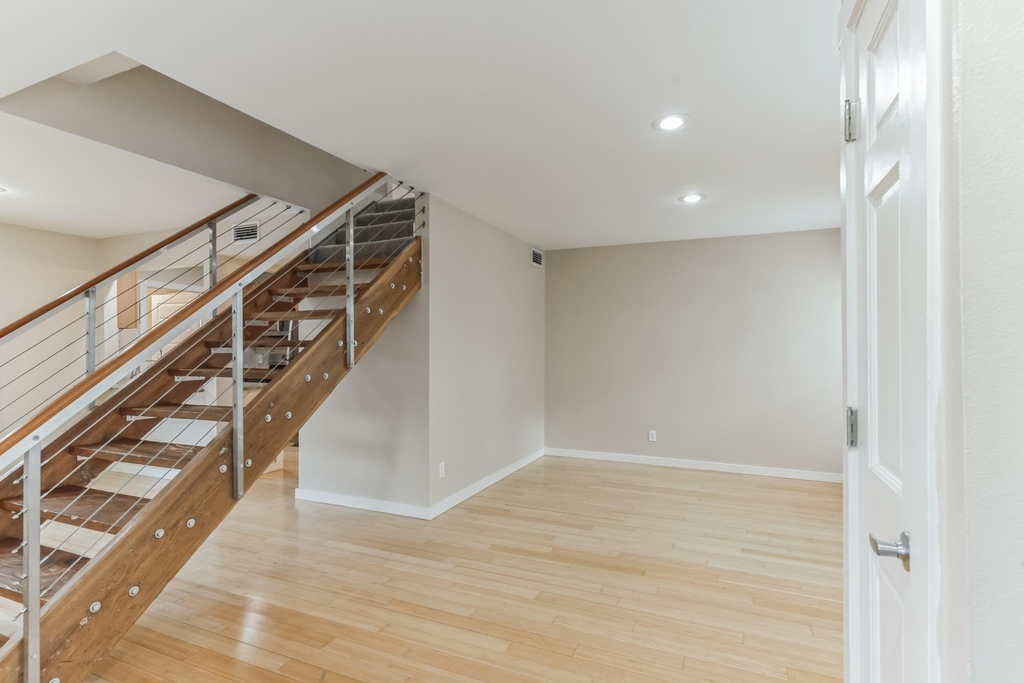3214 Clawson Rd - Photo 2