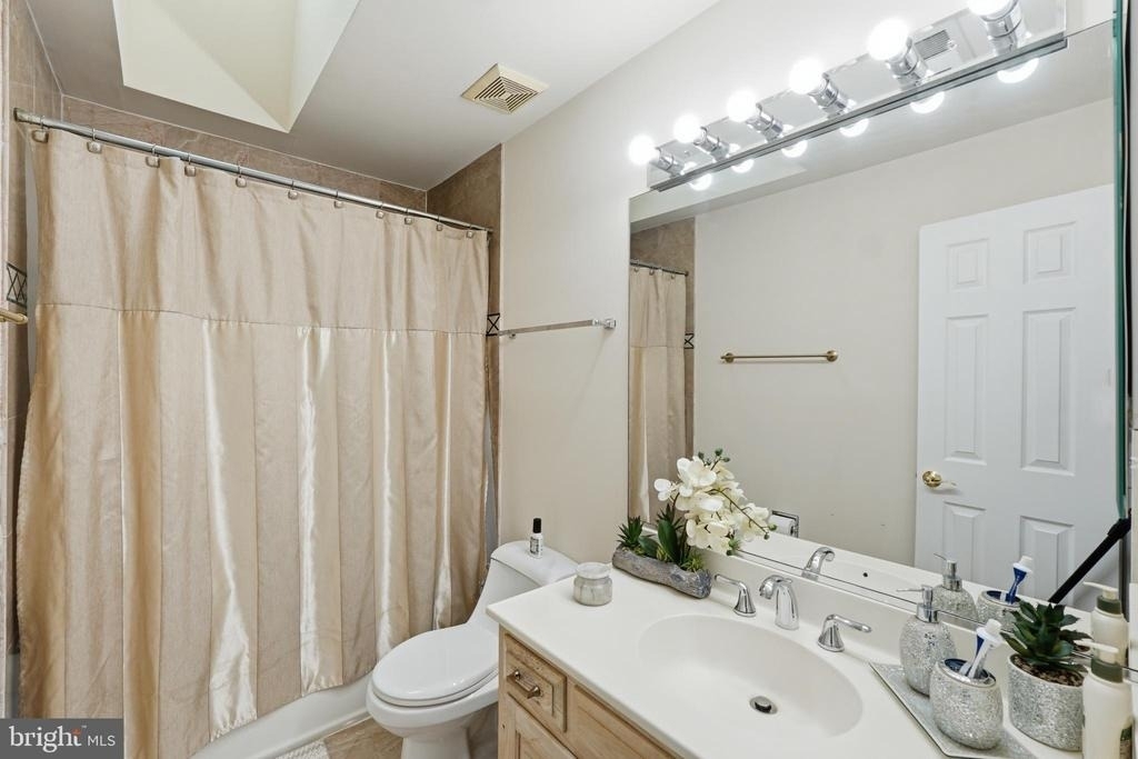 13010 Boswell Court - Photo 17