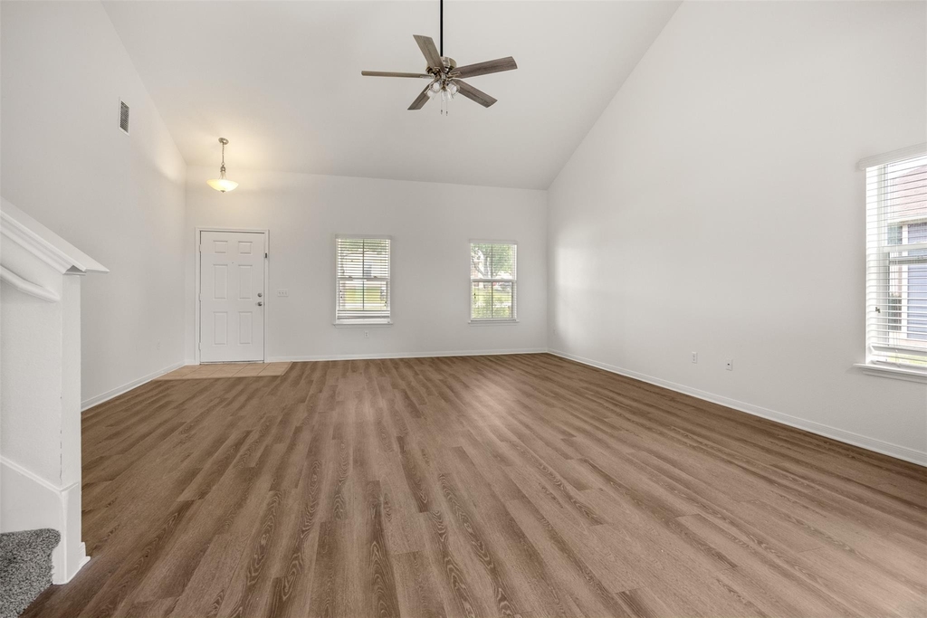 703 Liard River Rd - Photo 2