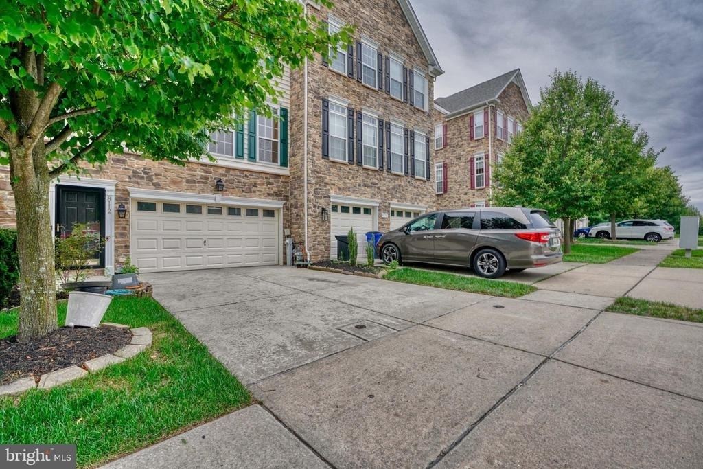 8112 Winding Ross Way - Photo 2