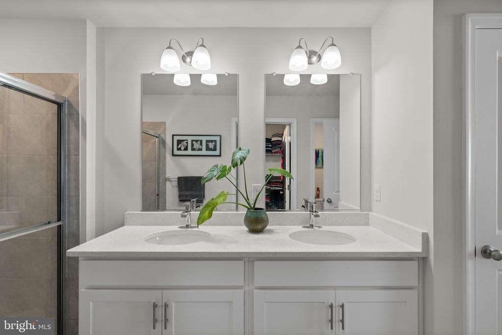 1801 Rankokus Drive - Photo 18