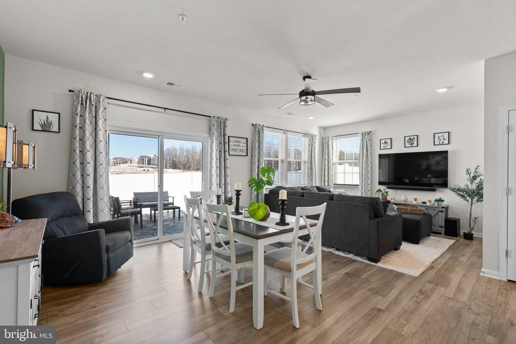 1801 Rankokus Drive - Photo 6