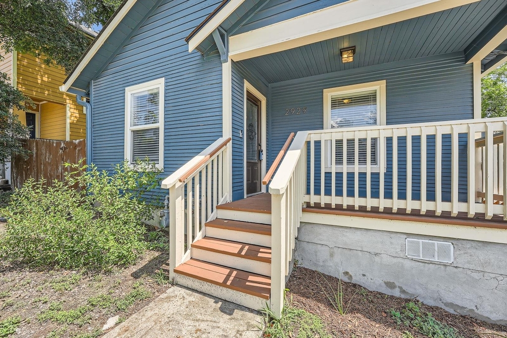 2929 E Martin Luther King Jr Blvd - Photo 2