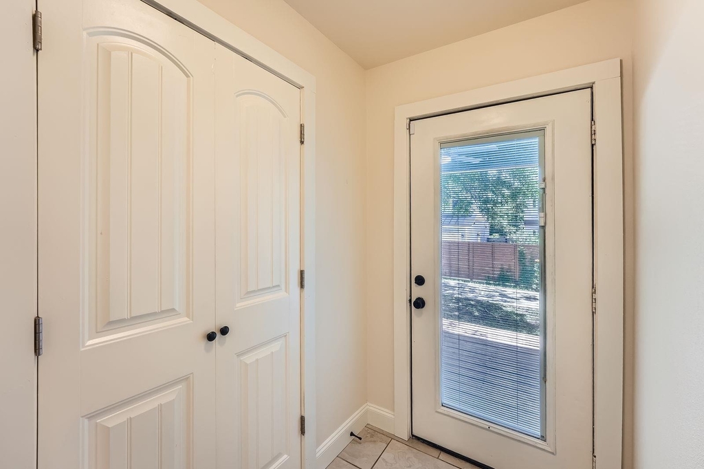 2929 E Martin Luther King Jr Blvd - Photo 24