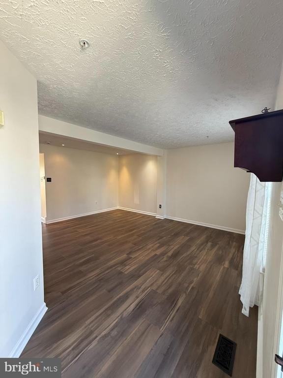 1064 Jeanett Way - Photo 1