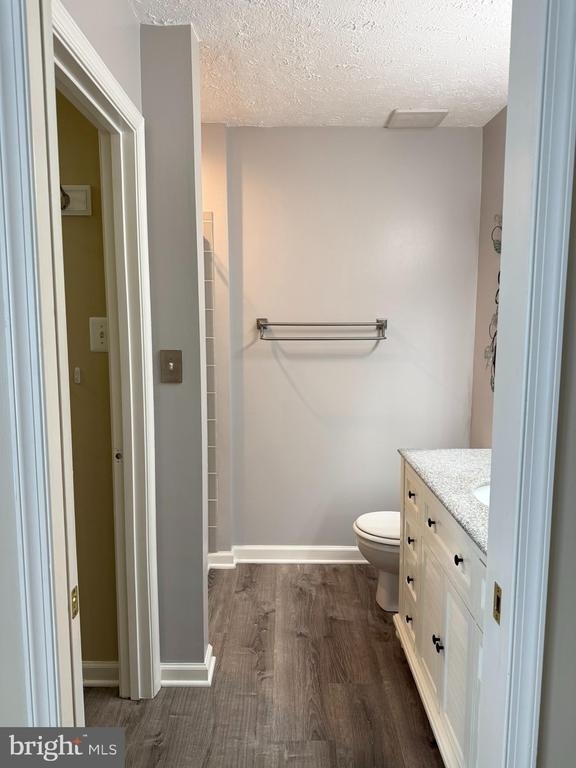 1064 Jeanett Way - Photo 17