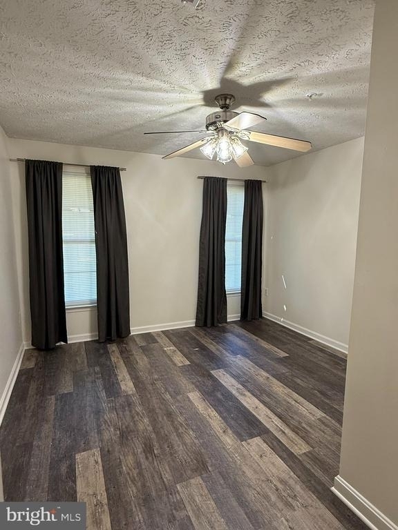 1064 Jeanett Way - Photo 38