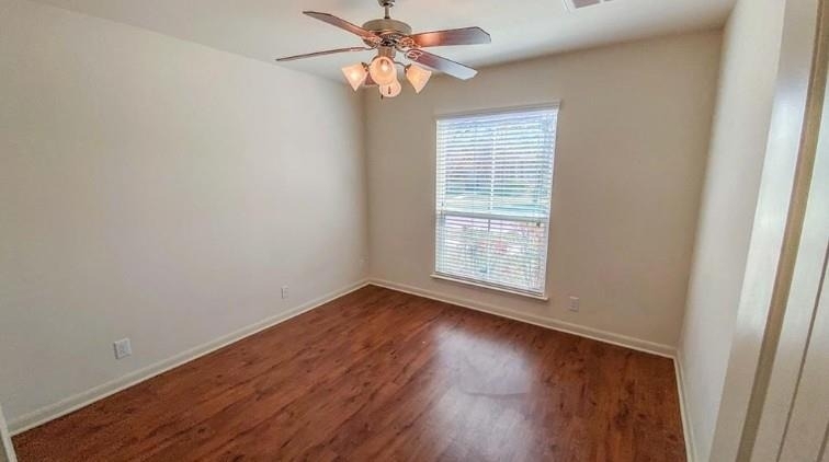 915 Alamo Plaza Dr - Photo 10