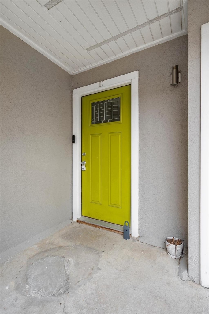 935 La Posada Dr - Photo 4
