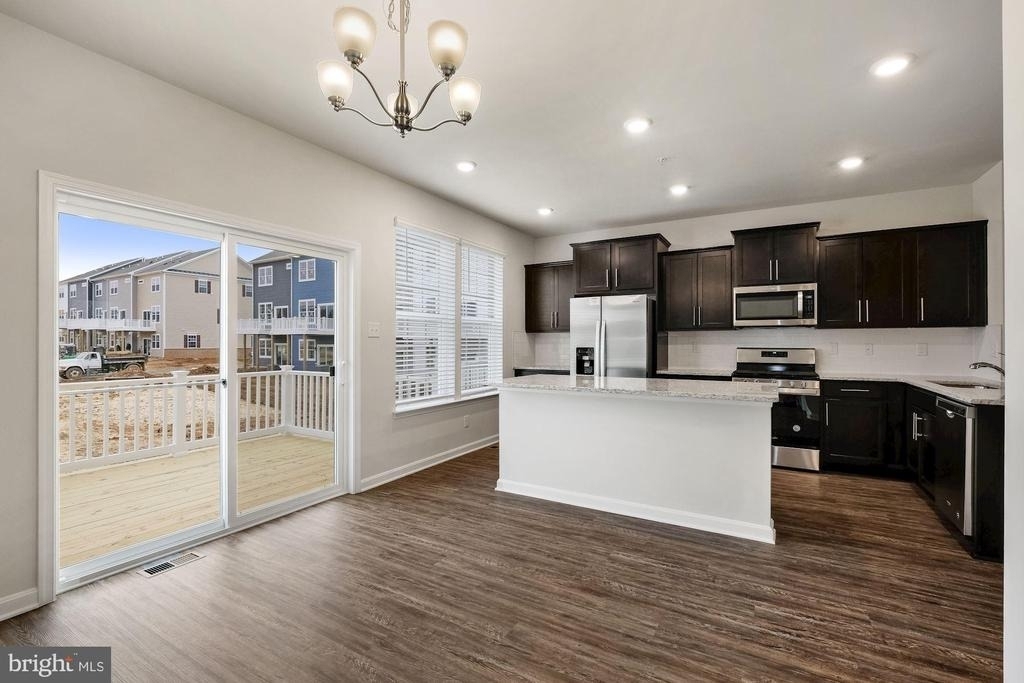 5131 Constitution Street - Photo 10
