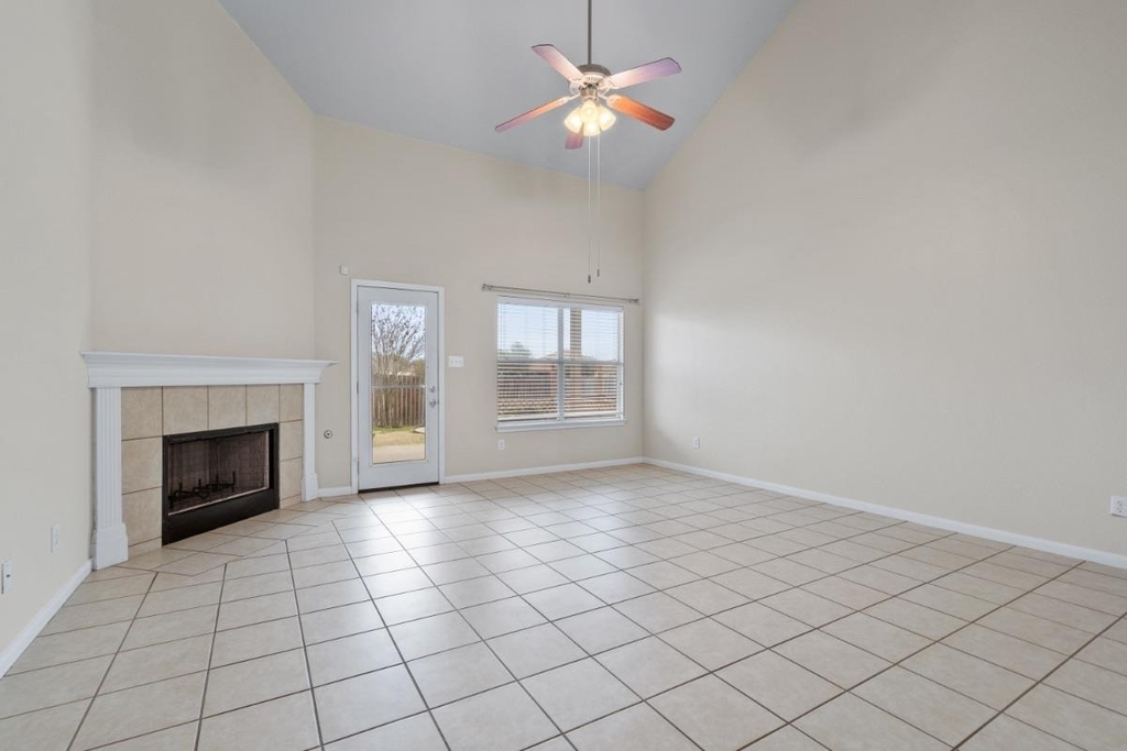 652 Dark Horse Ln - Photo 10