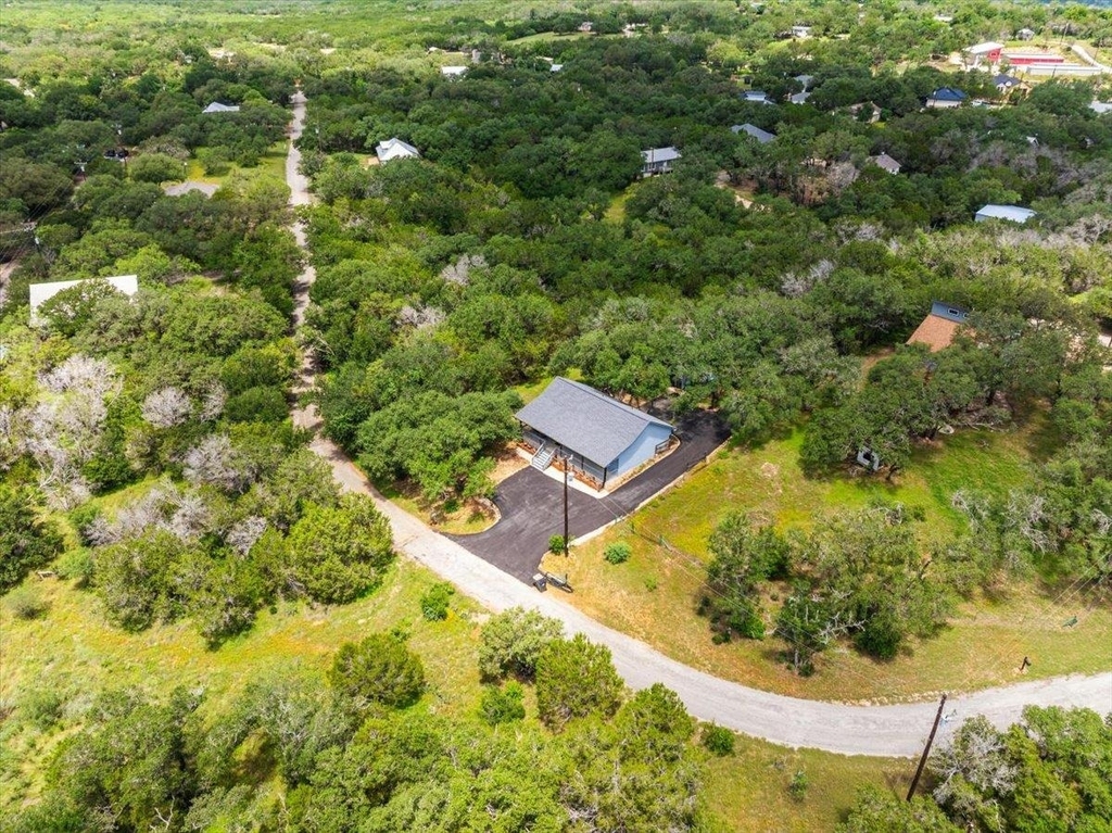 408 Breezing Ln - Photo 2