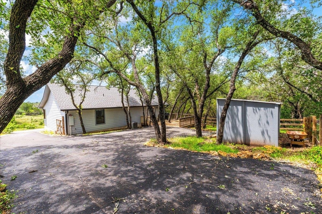 408 Breezing Ln - Photo 27