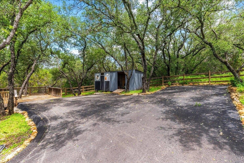 408 Breezing Ln - Photo 26