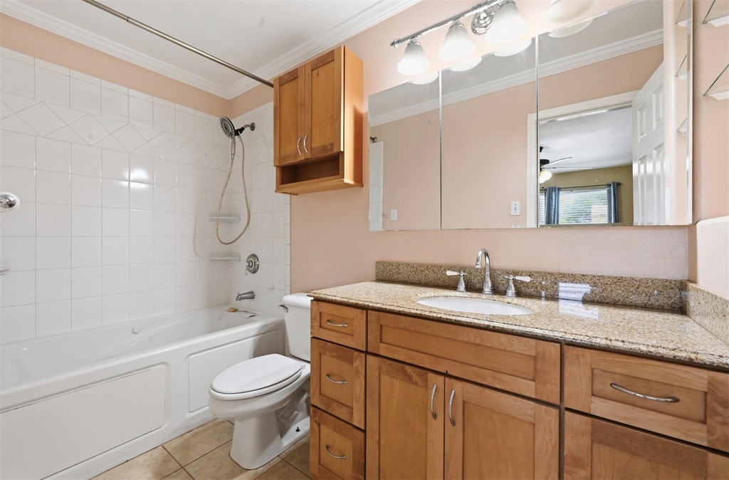 9009 N Plaza Dr - Photo 23