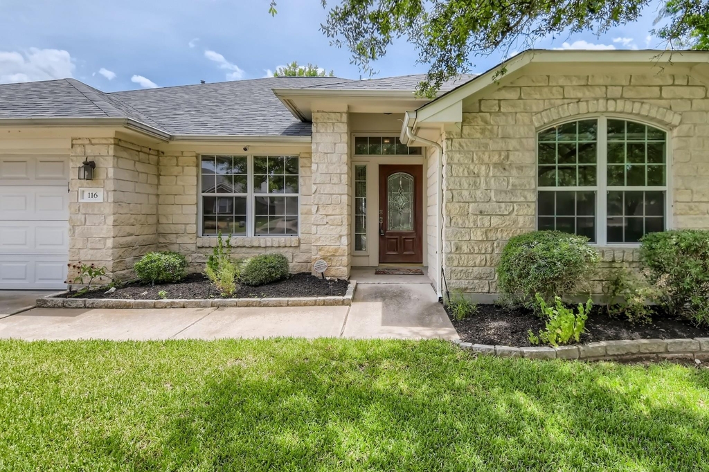 116 Copperwood Loop - Photo 2