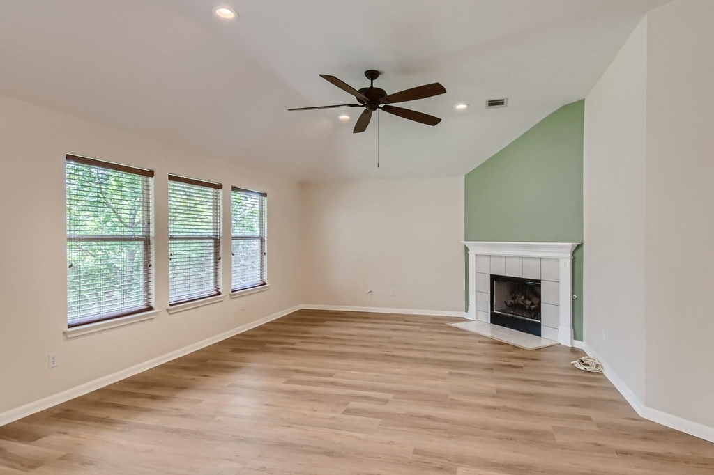 116 Copperwood Loop - Photo 5