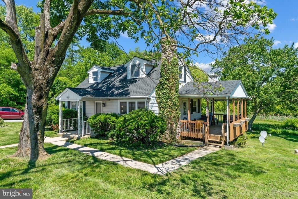 15605 Hanover Pike - Photo 1