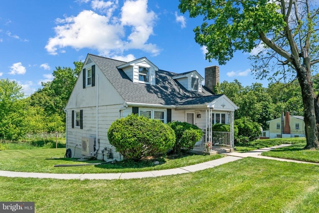 15605 Hanover Pike - Photo 2