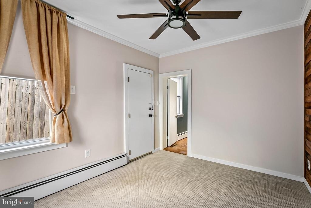 719 S Montford Avenue - Photo 22