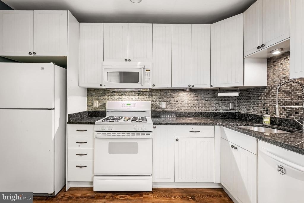 719 S Montford Avenue - Photo 14