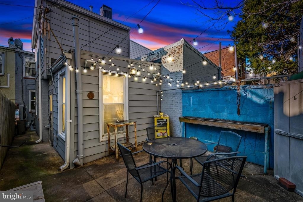 719 S Montford Avenue - Photo 43