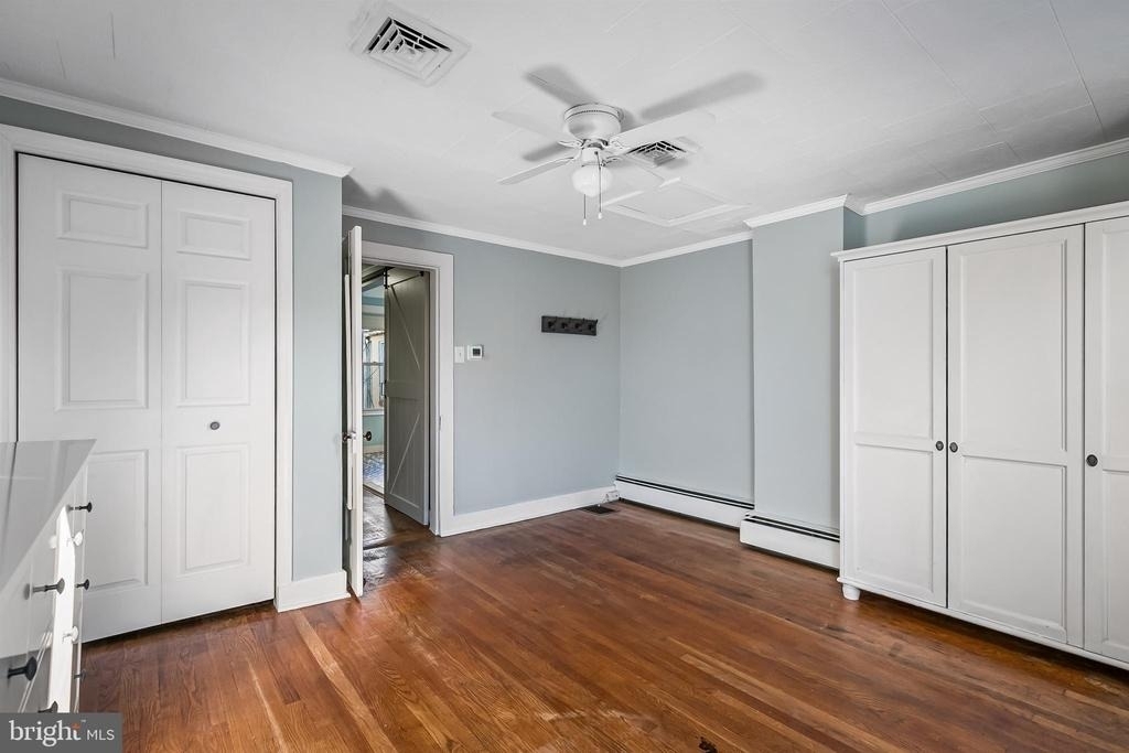 719 S Montford Avenue - Photo 33